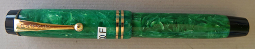 PARKER STREAMLINED DUOFOLD JR. IN EXTREMELY GOOD JADE GREEN COLOR.